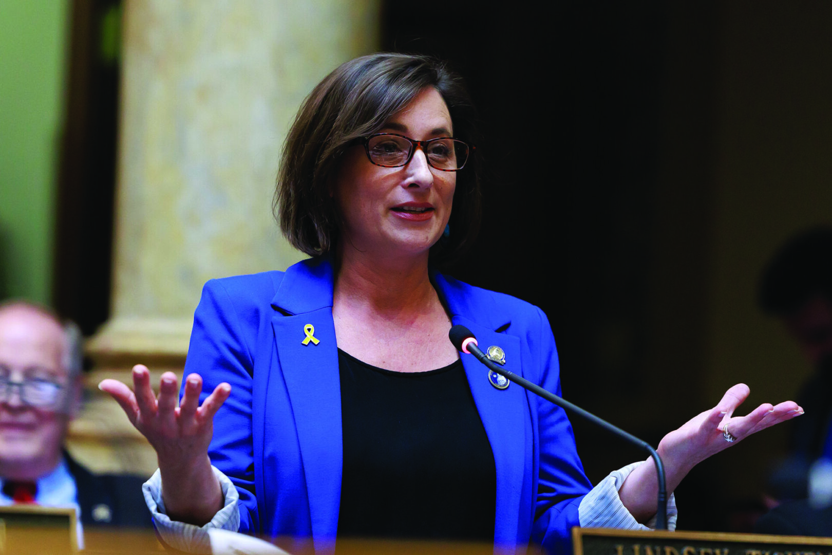 FRANKFORT, March 6, – State Sen. Lindsey Tichenor, R-Smithfield, speaks on House Bill 241, an act related to school calendars, on the Senate floor. Photo: Legislative Research Commission